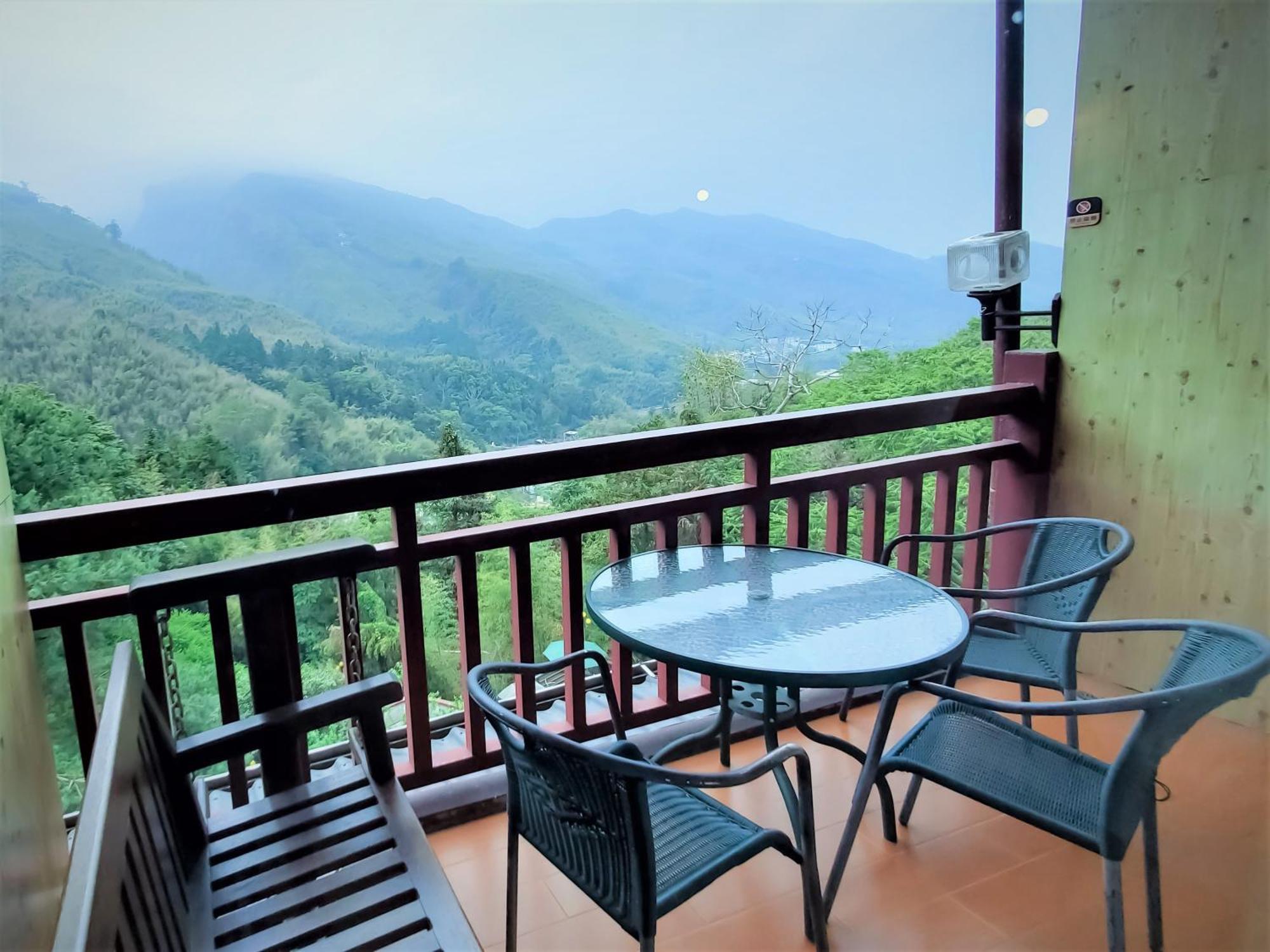 Kingtaiwan Hotel Lugu Exterior photo